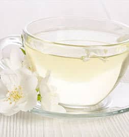 img5 oolong tea in a glass mug